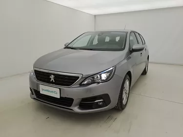 Peugeot 308 SW Active Business 1.5 Diesel 131CV Manuale Visione frontale