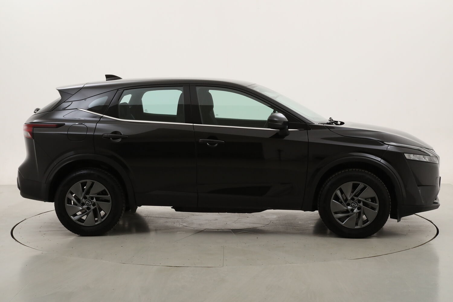 Nissan Qashqai MHEV Business Xtronic usata del 2023 con 37.957 km