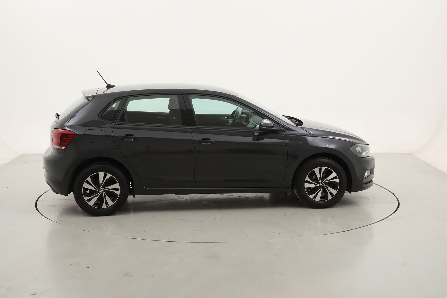 Volkswagen Polo Comfortline usata del 2021 con 106.349 km