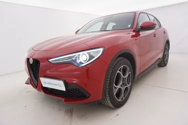 Alfa Romeo Stelvio Sprint Q4 AT8 2.1 Diesel 190CV Automatico Visione frontale