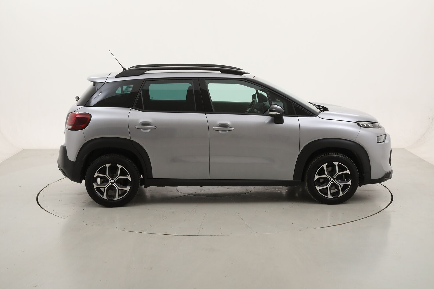 Citroen C3 Aircross Plus + Navigatore usata del 2024 con 21.271 km