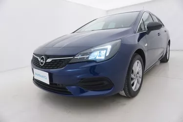 Opel Astra ST Business Elegance AT9 1.5 Diesel 122CV Automatico Visione frontale