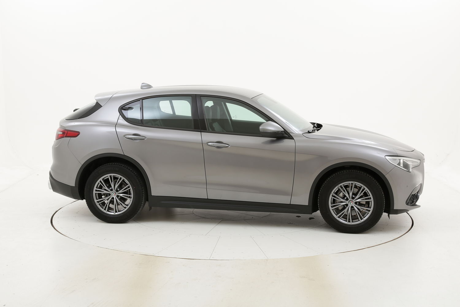 Alfa Romeo Stelvio usata del 2018 con 15.649 km