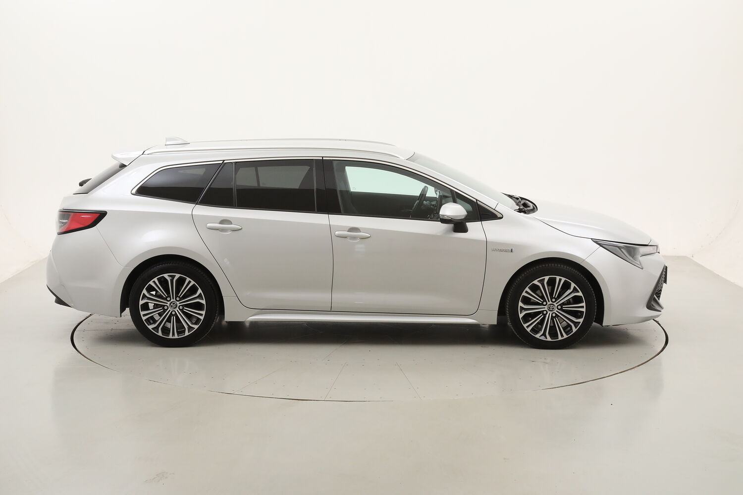 Toyota Corolla TS Hybrid Style usata del 2019 con 105.492 km