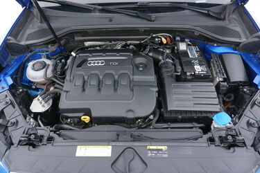 Vano motore di Audi Q2