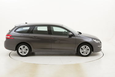 Peugeot 308 SW Business usata del 2017 con 106.330 km