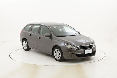 Peugeot 308 SW Business usata del 2017 con 106.330 km