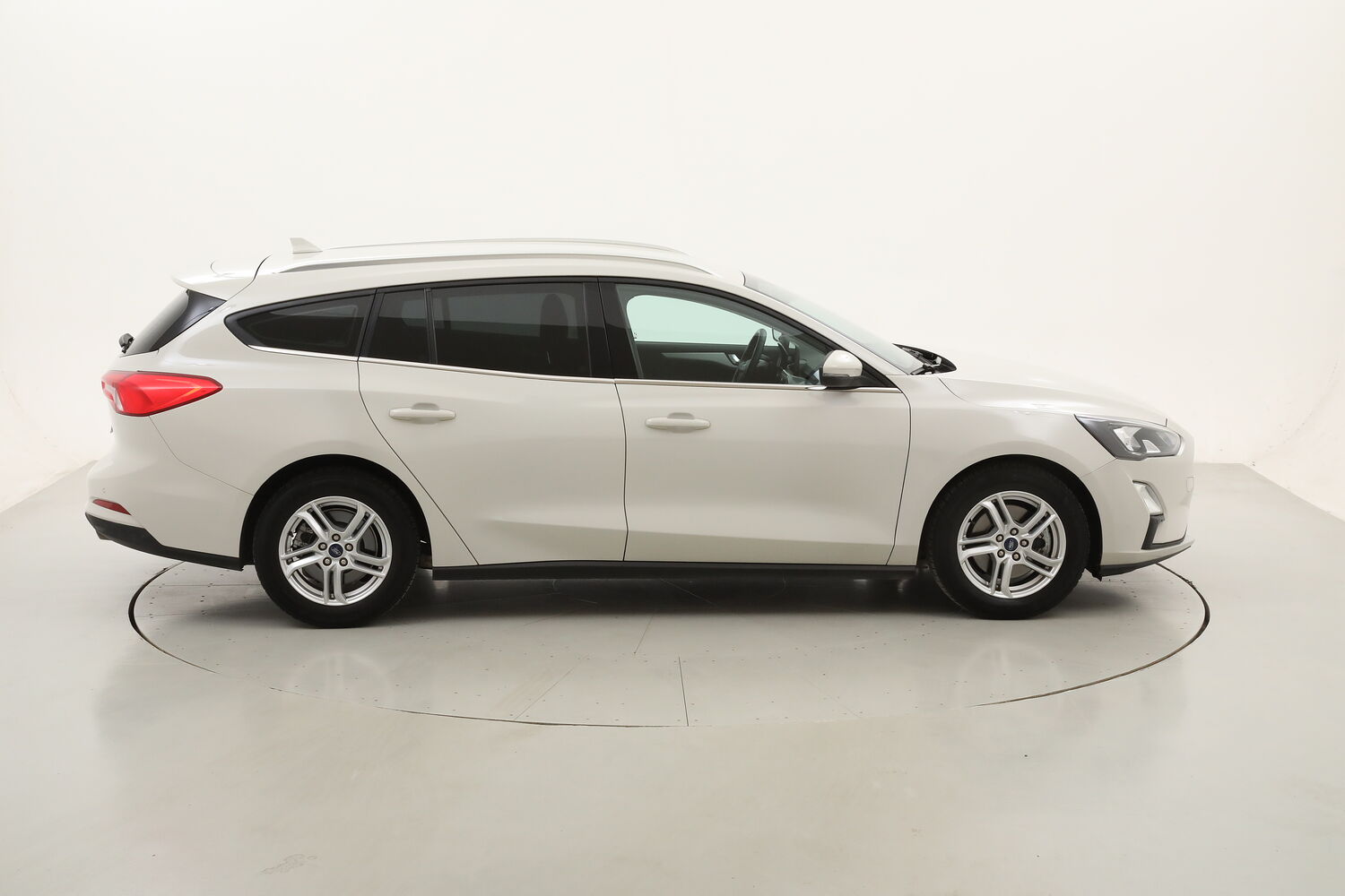Ford Focus SW Business usata del 2021 con 85.074 km