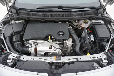 Opel Astra Vano motore Vano motore di Opel Astra