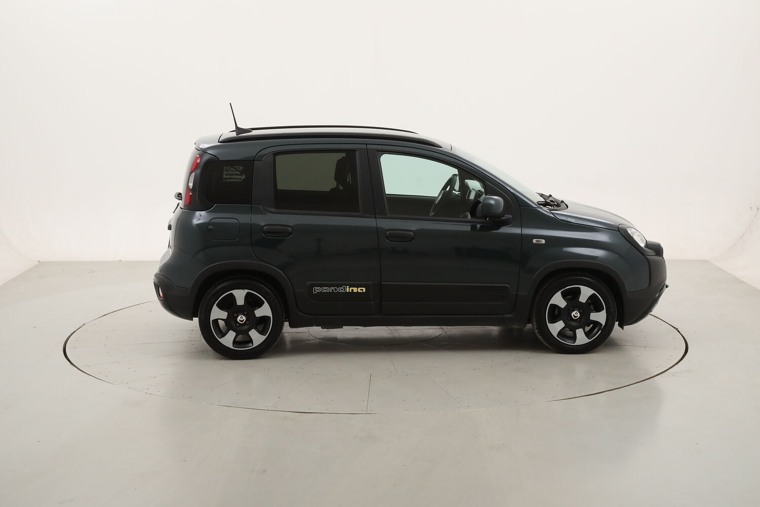 Fiat Panda Hybrid Pandina usata del 2025 con 18.074 km