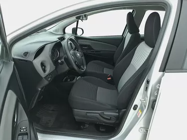 Toyota Yaris Hybrid Business 1.5 Full Hybrid 101CV Automatico Sedili