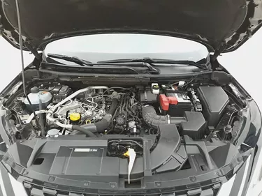 Nissan Qashqai Hybrid Business Xtronic 1.3 Mild Hybrid 158CV Automatico Vano motore