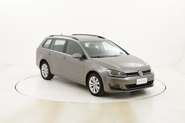 Volkswagen Golf Variant Comfortline DSG usata del 2017 con 119.622 km