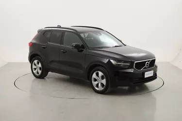 Volvo XC40 T2 Momentum Core 1.5 Benzina 129CV Manuale