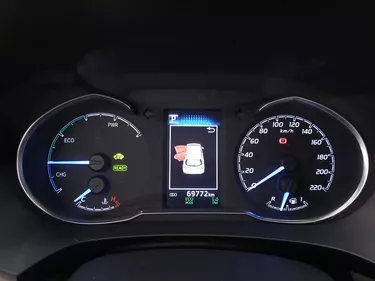 Toyota Yaris Hybrid Active 1.5 Full Hybrid 101CV Automatico Interni