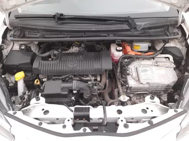 Toyota Yaris Hybrid Active 1.5 Full Hybrid 101CV Automatico Vano motore