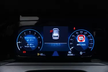 Volkswagen Golf Life 1.0 Benzina 110CV Manuale Interni
