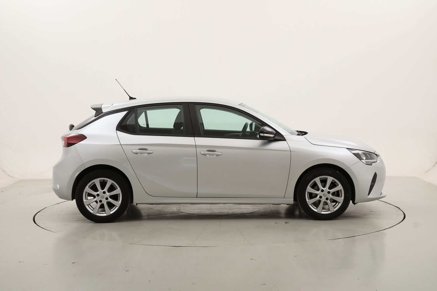 Opel Corsa Edition usata del 2023 con 40.715 km