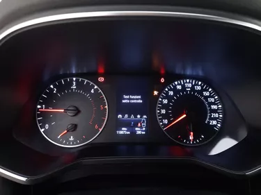 Renault Clio Zen 1.5 Diesel 86CV Manuale Interni