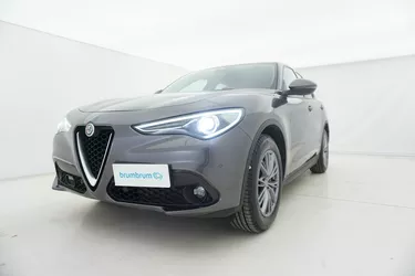 Alfa Romeo Stelvio Business Q4 AT8 2.1 Diesel 190CV Automatico Visione frontale