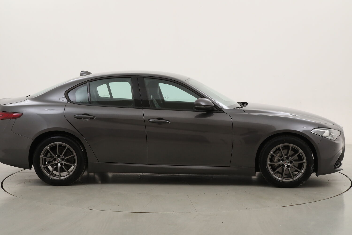 Alfa Romeo Giulia Business AT8 usata del 2020 con 118.920 km