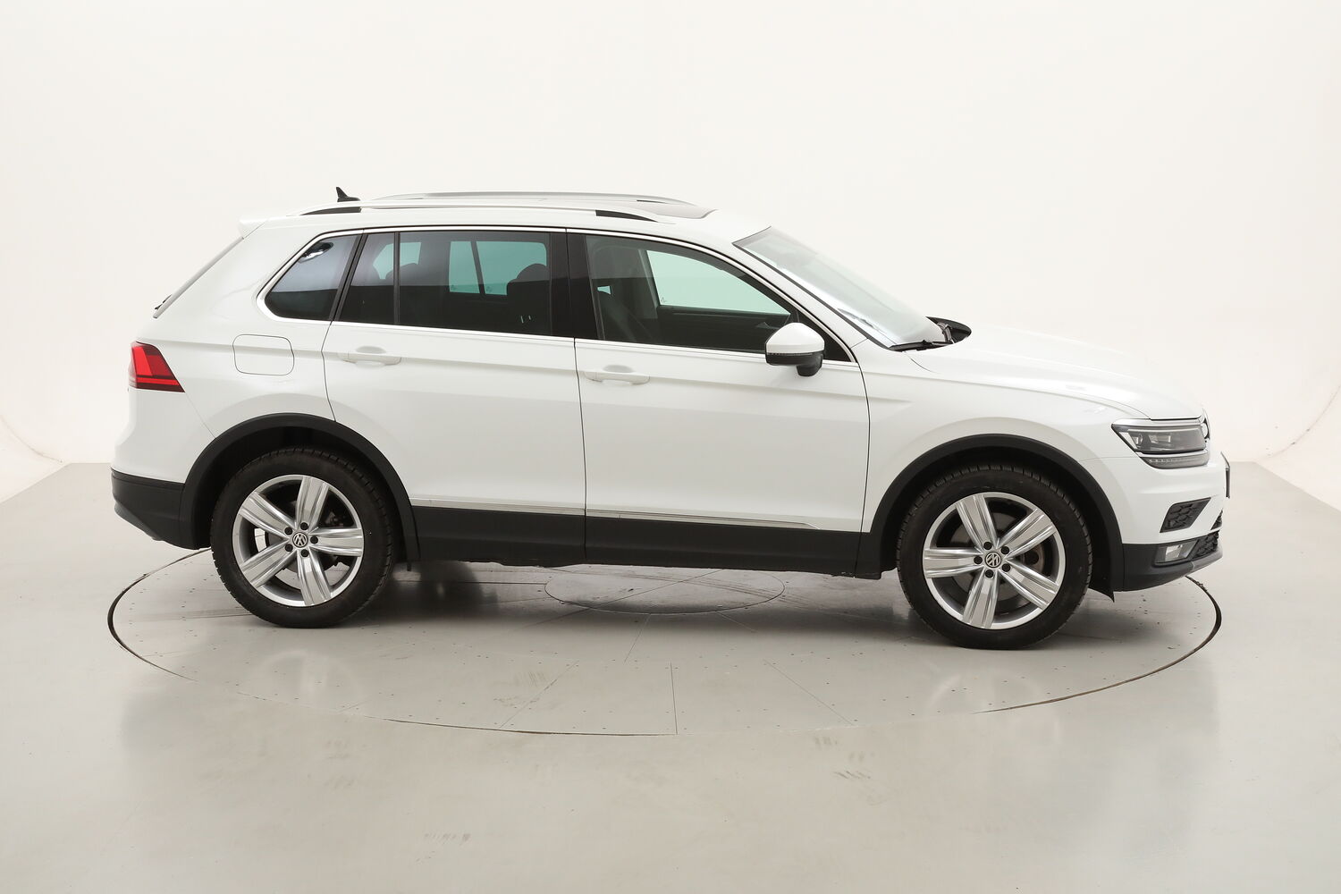 Volkswagen Tiguan Advanced DSG 4Motion + Tetto panoramico usata del 2020 con 99.378 km