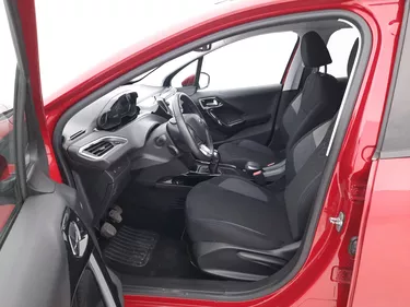 Peugeot 2008 Signature 1.5 Diesel 102CV Manuale Sedili