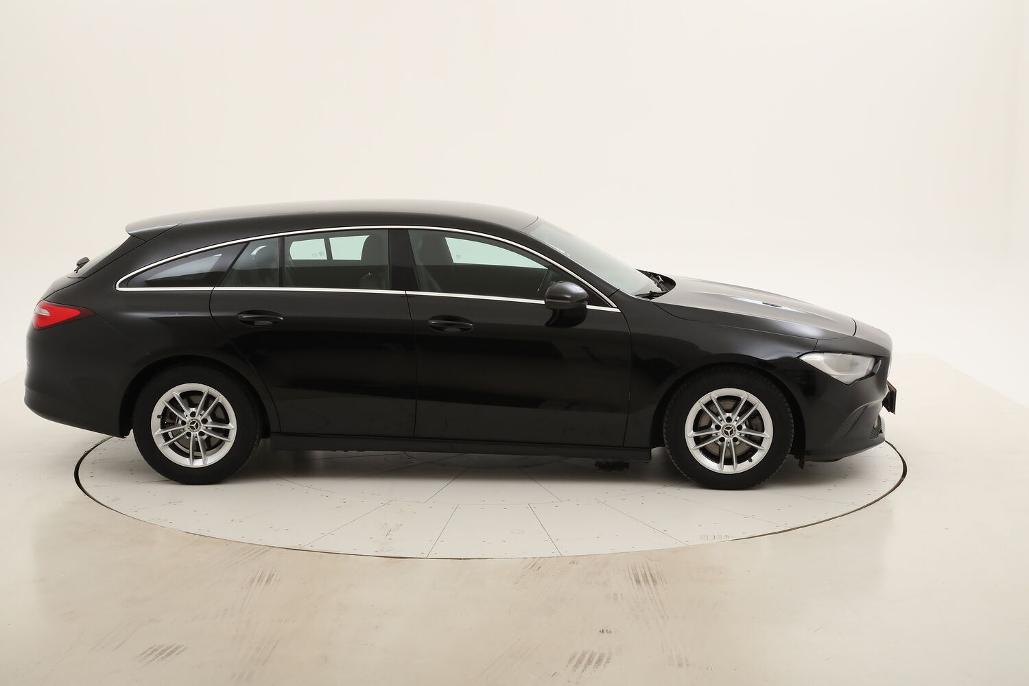 Mercedes CLA Shooting Brake Sport usata del 2021 con 112.528 km