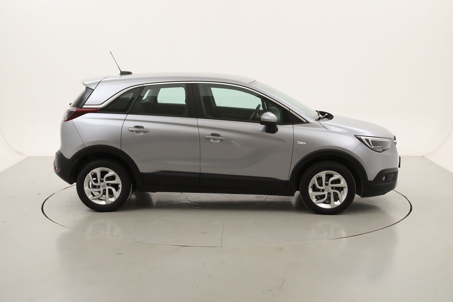 Opel Crossland Innovation AT6 usata del 2020 con 99.029 km