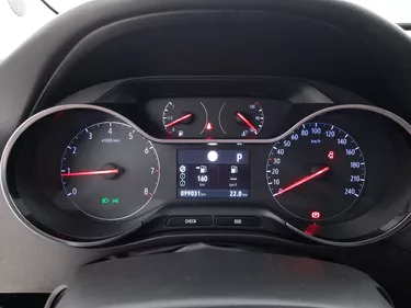 Opel Crossland Innovation AT6 1.5 Diesel 120CV Automatico Interni