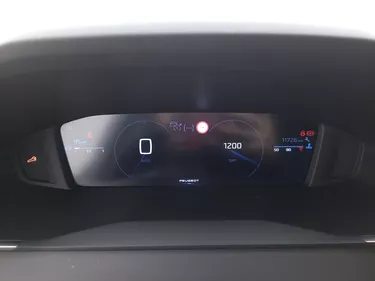 Peugeot 208 Allure 1.2 Benzina 101CV Manuale Interni