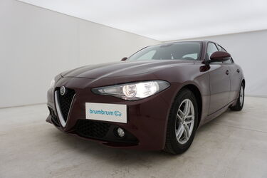 Alfa Romeo Giulia Visione frontale Visione frontale di Alfa Romeo Giulia
