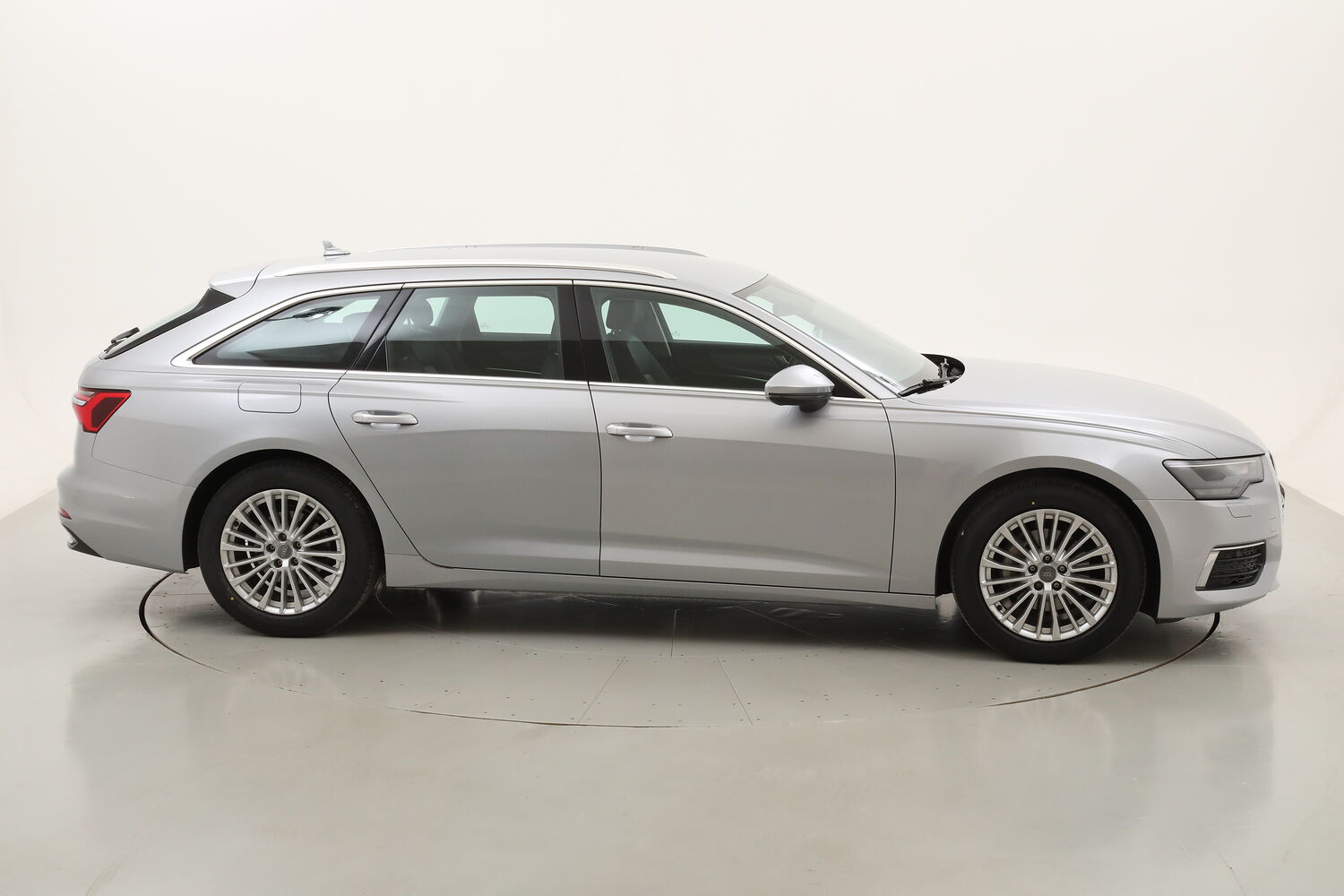 Audi A6 Avant Business Design S tronic usata del 2019 con 120.375 km