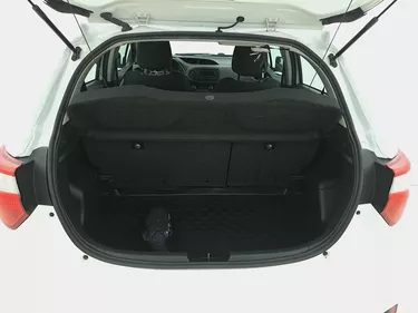 Toyota Yaris Hybrid Cool 1.5 Full Hybrid 101CV Automatico Bagagliaio