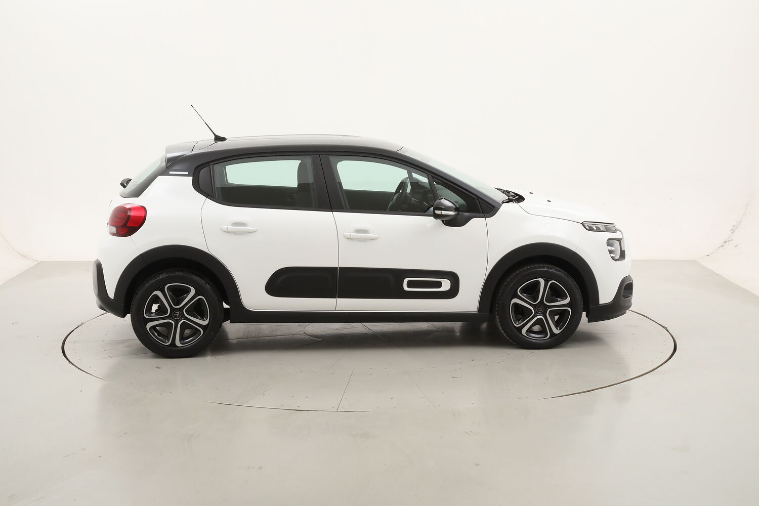 Citroen C3 Shine usata del 2022 con 109.061 km
