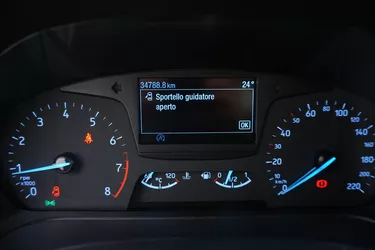 Ford Fiesta Titanium 1.0 Mild Hybrid 125CV Manuale Interni