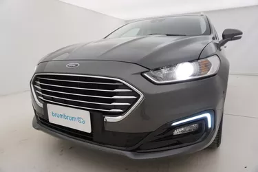 Ford Mondeo SW Hybrid Titanium Business 2.0 Full Hybrid 187CV Automatico Visione frontale