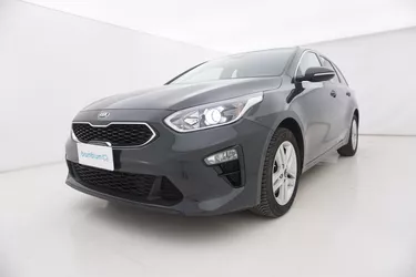 Kia Ceed SW Business Class 1.6 Diesel 115CV Manuale Visione frontale