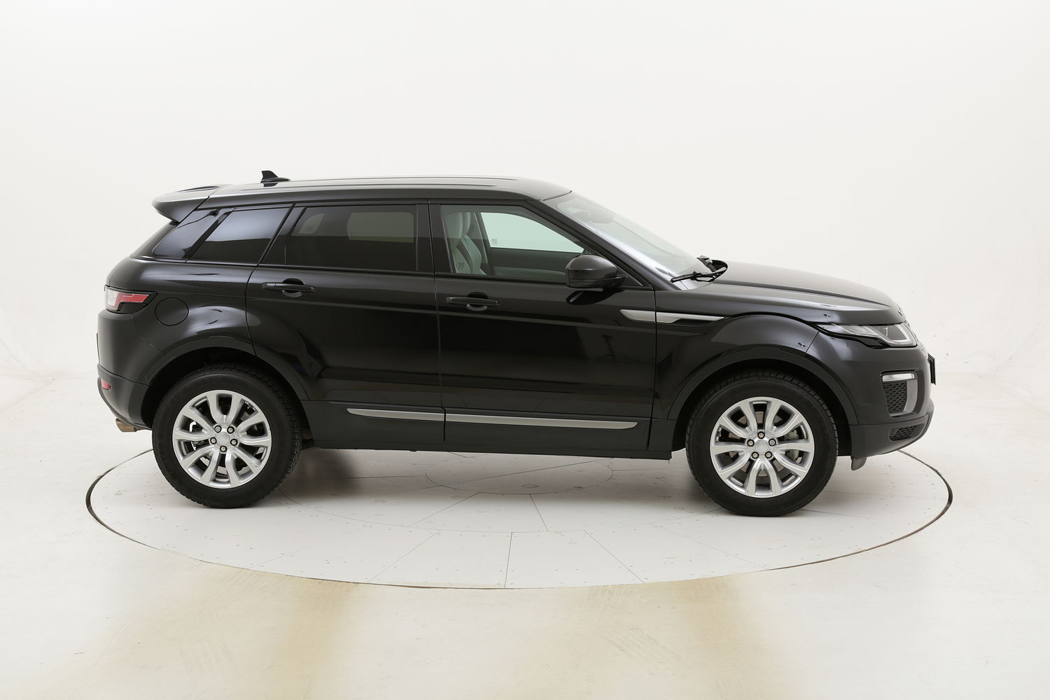 Land Rover Range Rover Evoque SE aut. usata del 2016 con 100.843 km