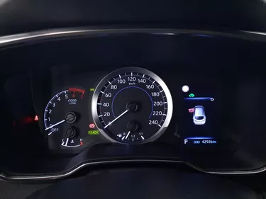 Toyota Corolla TS Hybrid Business 1.8 Full Hybrid 122CV Automatico Interni