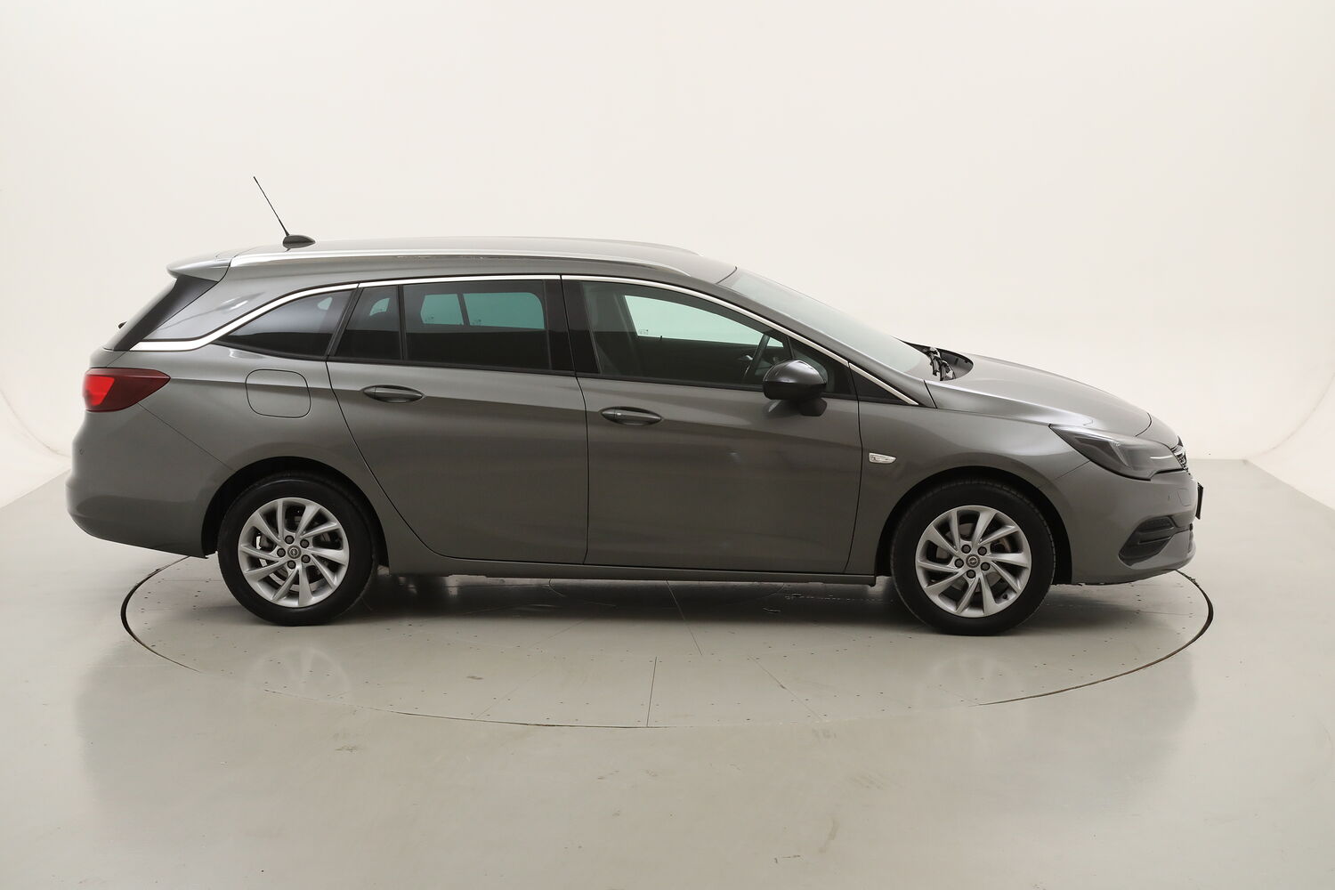 Opel Astra ST Business Elegance AT9 usata del 2021 con 64.355 km