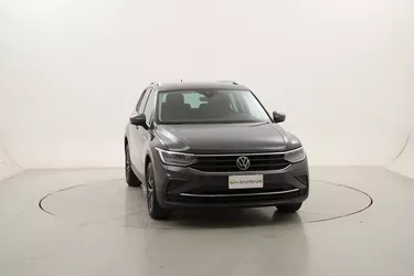 Volkswagen Tiguan Life DSG 2.0 Diesel 150CV Automatico Volkswagen Tiguan Life DSG 2.0 Diesel 150CV Automatico