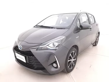 Toyota Yaris Hybrid Active 1.5 Full Hybrid 101CV Automatico Visione frontale