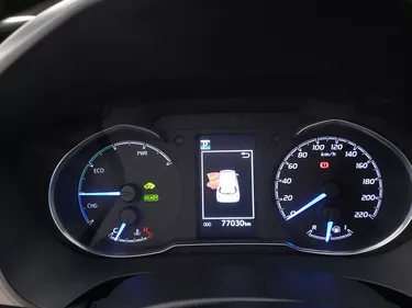 Toyota Yaris Hybrid Active 1.5 Full Hybrid 101CV Automatico Interni