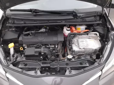 Toyota Yaris Hybrid Active 1.5 Full Hybrid 101CV Automatico Vano motore