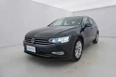 Volkswagen Passat Variant Business DSG 2.0 Diesel 122CV Automatico Visione frontale