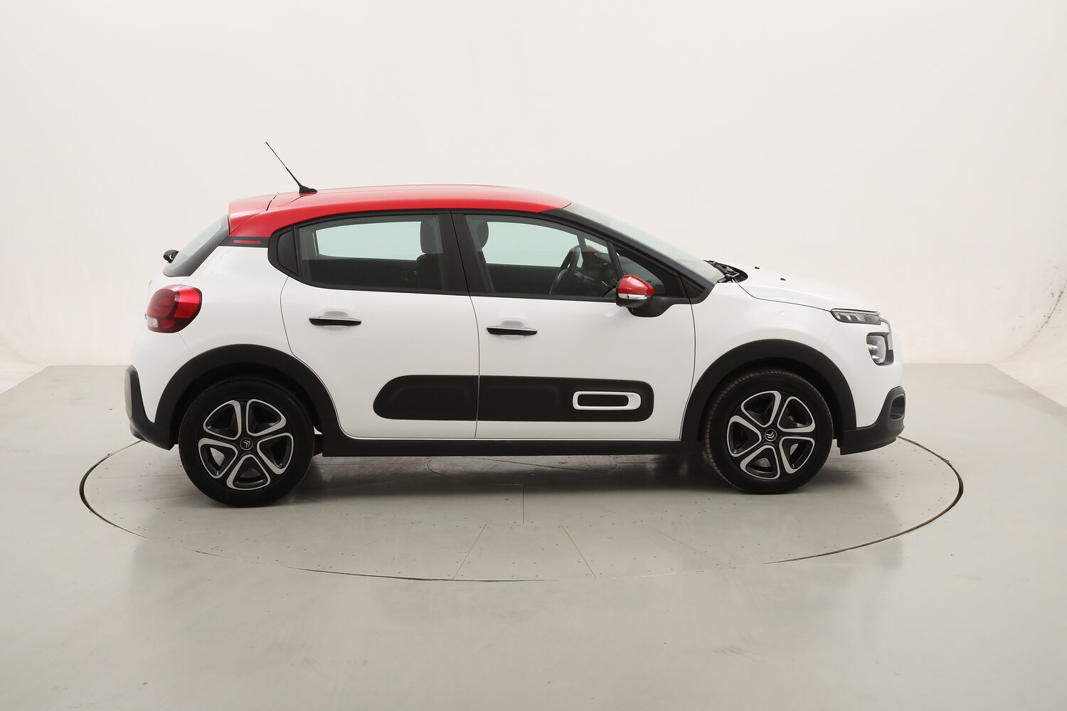 Citroen C3 Shine usata del 2022 con 19.394 km