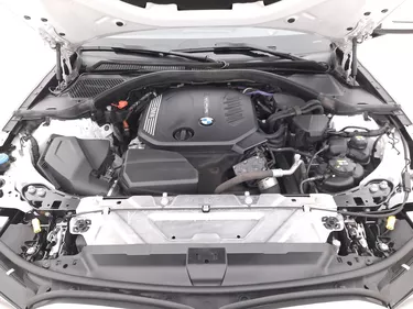 BMW Serie 3 320d 48V Touring Business Advantage 2.0 Mild Hybrid 190CV Automatico Vano motore