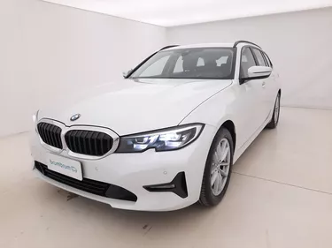 BMW Serie 3 320d 48V Touring Business Advantage 2.0 Mild Hybrid 190CV Automatico Visione frontale