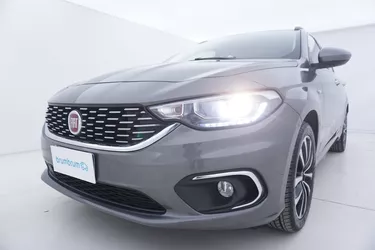 Fiat Tipo SW Lounge 1.4 Benzina 95CV Manuale Visione frontale